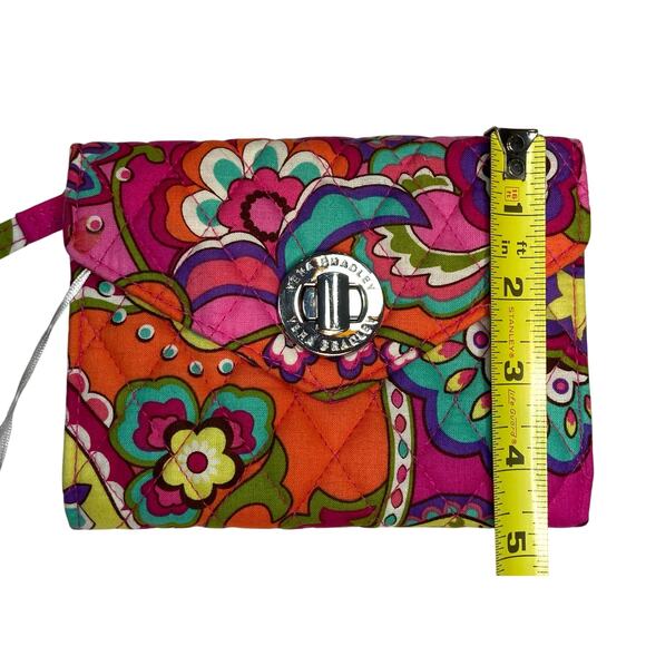 Vera Bradley Pink Swirls Your Turn Lock Smartphone Wristlet Wallet 14990-179 NWT - Picture 14 of 16